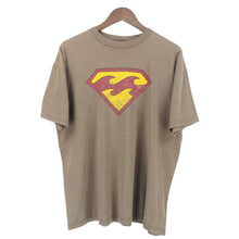 Load image into Gallery viewer, VINTAGE BILLABONG SUPERMAN GRAPHIC T SHIRT - L
