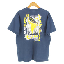 Load image into Gallery viewer, VINTAGE RARE NIKE SHOIX GRAPHIC T SHIRT - M/L
