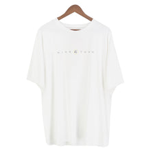 Load image into Gallery viewer, VINTAGE 1999 NIKE TOWN MARATHON T SHIRT - XL
