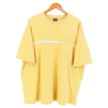 Load image into Gallery viewer, VINTAGE NIKE DETAILED POCKET T SHIRT - XL
