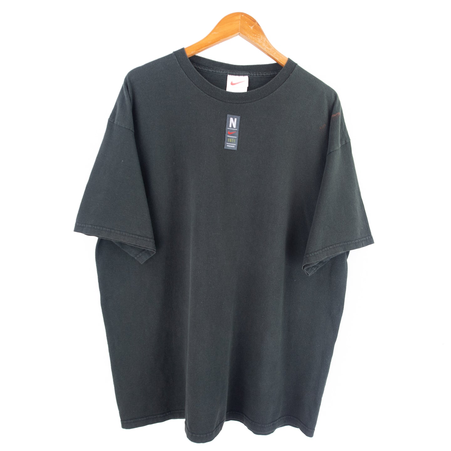 VINTAGE NIKE CENTRE LOGO T SHIRT - XXL