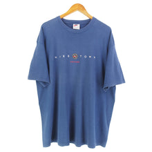 Load image into Gallery viewer, VINTAGE NIKETOWN CHICAGO T SHIRT - XL
