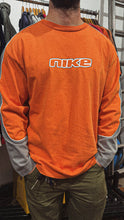 Load image into Gallery viewer, VINTAGE NIKE DETAILED LONGSLEEVE - XL
