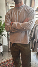 Load image into Gallery viewer, VINTAGE NIKE SWOOSH MOCKNECK - L
