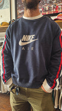Load image into Gallery viewer, VINTAGE NIKE AIR DETAILED CREWNECK - L
