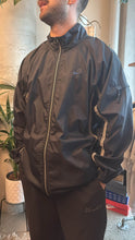 Load image into Gallery viewer, VINTAGE NIKE DETAILED WINDBREAKER - XL
