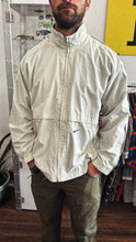 Load image into Gallery viewer, VINTAGE NIKE DETAILED WINDBREAKER - L
