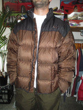 Load image into Gallery viewer, VINTAGE NIKE BIG SWOOSH PUFFER JACKET - XL
