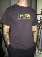 Load image into Gallery viewer, VINTAGE NIKE RICHMOND GRAPHIC - M
