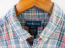 Load image into Gallery viewer, VINTAGE RALPH LAUREN BUTTON UP SHIRT - S/M
