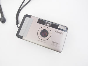 VINTAGE KONICA BIG MINI HG FILM CAMERA