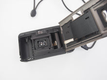 Load image into Gallery viewer, VINTAGE KONICA BIG MINI HG FILM CAMERA
