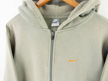 Load image into Gallery viewer, VINTAGE NIKE BACK GRAPHIC ZIP UP - M
