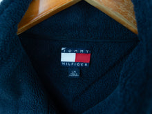 Load image into Gallery viewer, VINTAGE TOMMY BIG SPELL FLAG FLEECE 1/4 - L
