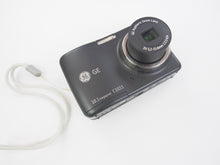 Load image into Gallery viewer, GE C1033 DIGITAL CAMERA
