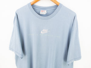 VINTAGE NIKE EMBROIDERED T SHIRT - L/XL
