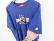 Load image into Gallery viewer, VINTAGE ADIDAS 2002 JAPAN NATIONAL TEAM T SHIRT - L
