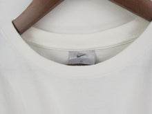 Load image into Gallery viewer, VINTAGE NIKE TENNIS EMBRODIERED T SHIRT - L
