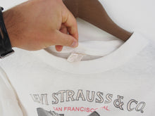 Load image into Gallery viewer, VINTAGE LEVI'S 501 EAGLE GRAPHIC T SHIRT - L
