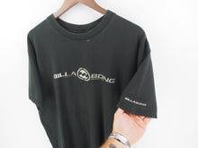 Load image into Gallery viewer, VINTAGE BILLABONG Y2K GRAPHIC T SHIRT - M/L
