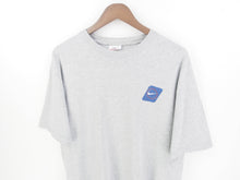 Load image into Gallery viewer, VINTAGE NIKE SWOOSH GRAPHIC T SHIRT - M/L
