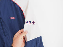 Load image into Gallery viewer, VINTAGE UMBRO TRAINING ANORAK WINDBREAKER - L
