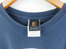 Load image into Gallery viewer, VINTAGE NIKE TENNIS COURT T SHIRT - M
