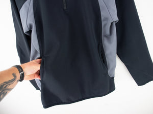 VINTAGE NIKE TECH SWOOSH 1/4 ZIP - L