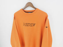 Load image into Gallery viewer, VINTAGE NIKE EMBROIDERED CREWNECK - M
