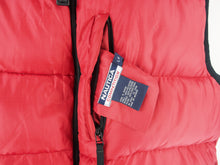 Load image into Gallery viewer, VINTAGE NAUTICA COMP REVERSIBLE PUFFER VEST - L
