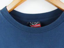 Load image into Gallery viewer, VINTAGE Y2K BILLABONG GRAPHIC T SHIRT - L
