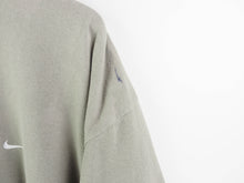 Load image into Gallery viewer, VINTAGE NIKE SWOOSH T SHIRT - XL
