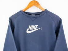 Load image into Gallery viewer, VINTAGE NIKE BIG LOGO CREWNECK - WMNS S
