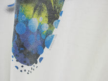 Load image into Gallery viewer, VINTAGE 1996 SPEEDO GRAPHIC T SHIRT - XL
