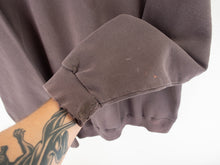 Load image into Gallery viewer, VINTAGE RARE NIKE BROWN CREWNECK - M
