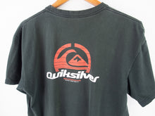 Load image into Gallery viewer, VINTAGE Y2K QUIKSILVER GRAPHIC T SHIRT - M/L
