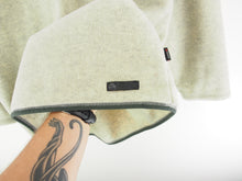 Load image into Gallery viewer, VINTAGE NIKE ACG FLEECE 1/4 ZIP - XL
