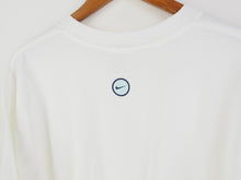 Load image into Gallery viewer, VINAGE NIKE AIR GRAPHIC T SHIRT - XXL
