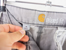 Load image into Gallery viewer, VINTAGE CARHARTT CARGO SHORTS - 38&#39;
