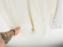 Load image into Gallery viewer, VINTAGE NIKE COLOUR BLOCK WINDBREAKER - XXL
