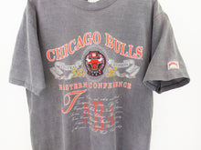 Load image into Gallery viewer, VINTAGE CHIACGO BULLS NUTMEG T SHIRT - L/XL
