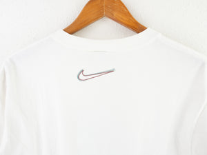 VINTAGE NIKE GRAPHIC T SHIRT - S/M
