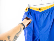 Load image into Gallery viewer, VINTAGE NAUTICA COMP SHORTS - L
