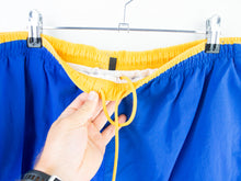 Load image into Gallery viewer, VINTAGE NAUTICA COMP SHORTS - L
