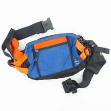 Load image into Gallery viewer, VINTAGE NIKE ACG SOLO SIDE BAG
