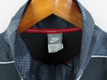 Load image into Gallery viewer, VINTAGE NIKE AIR MAX DETAILED WINDBREAKER - L
