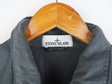 Load image into Gallery viewer, STONE ISLAND OVER SHIRT LIGHT JACKET - M
