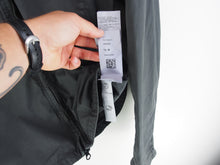 Load image into Gallery viewer, STONE ISLAND OVER SHIRT LIGHT JACKET - M
