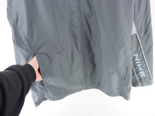 Load image into Gallery viewer, VINTAGE NIKE EMBROIDERED WINDBREAKER - XL
