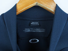Load image into Gallery viewer, VINTAGE OAKLEY MOCK T SHIRT - L
